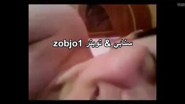 شرموطة مصرية يصورها صاحبها ويخليها تقول كلام وراه و تتغزل فيه وتمص زبه